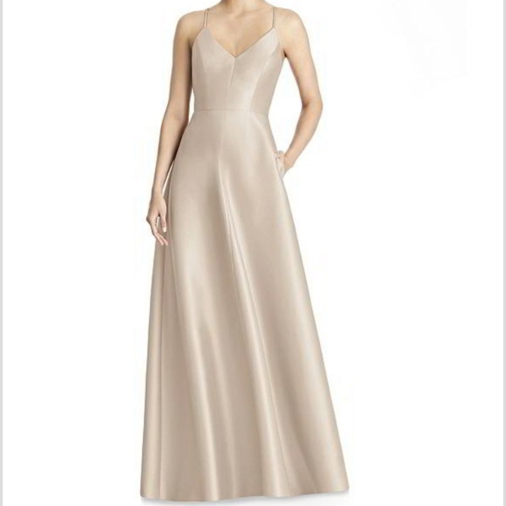 Alfred Sung Bridesmaid dress - Style D750